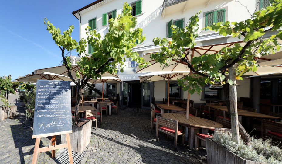Screenshot des virtuellen Rundgangs im Restaurant "10 'al Lago" in Rapperswil-Jona. Ein Klick auf das Bild öffnet das 360°-Panorama